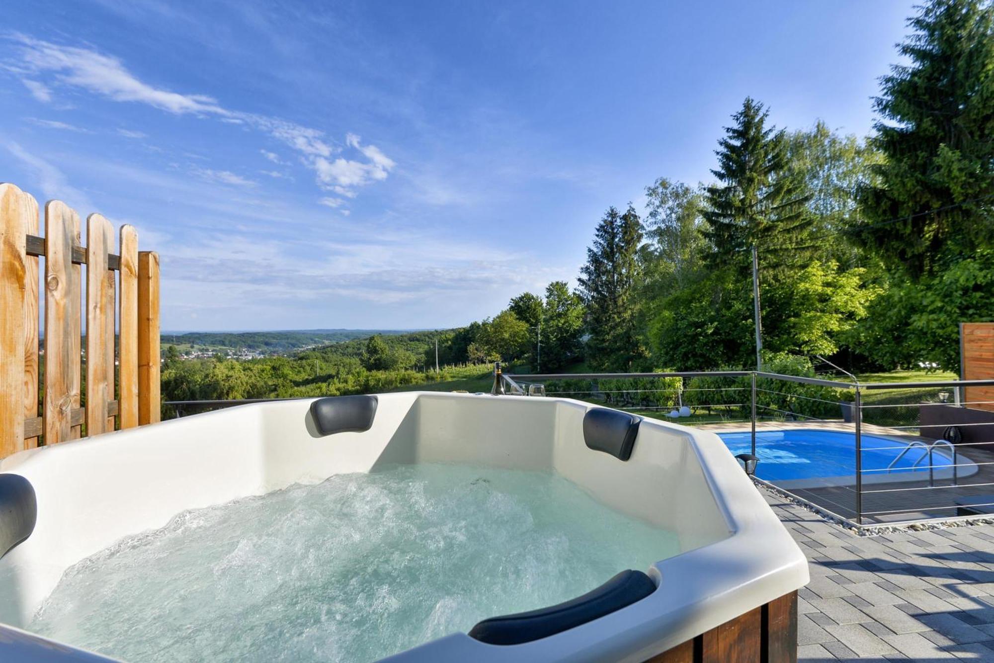 Jura'S Wellness House - Happy Rentals Biskupec Zelinski Extérieur photo