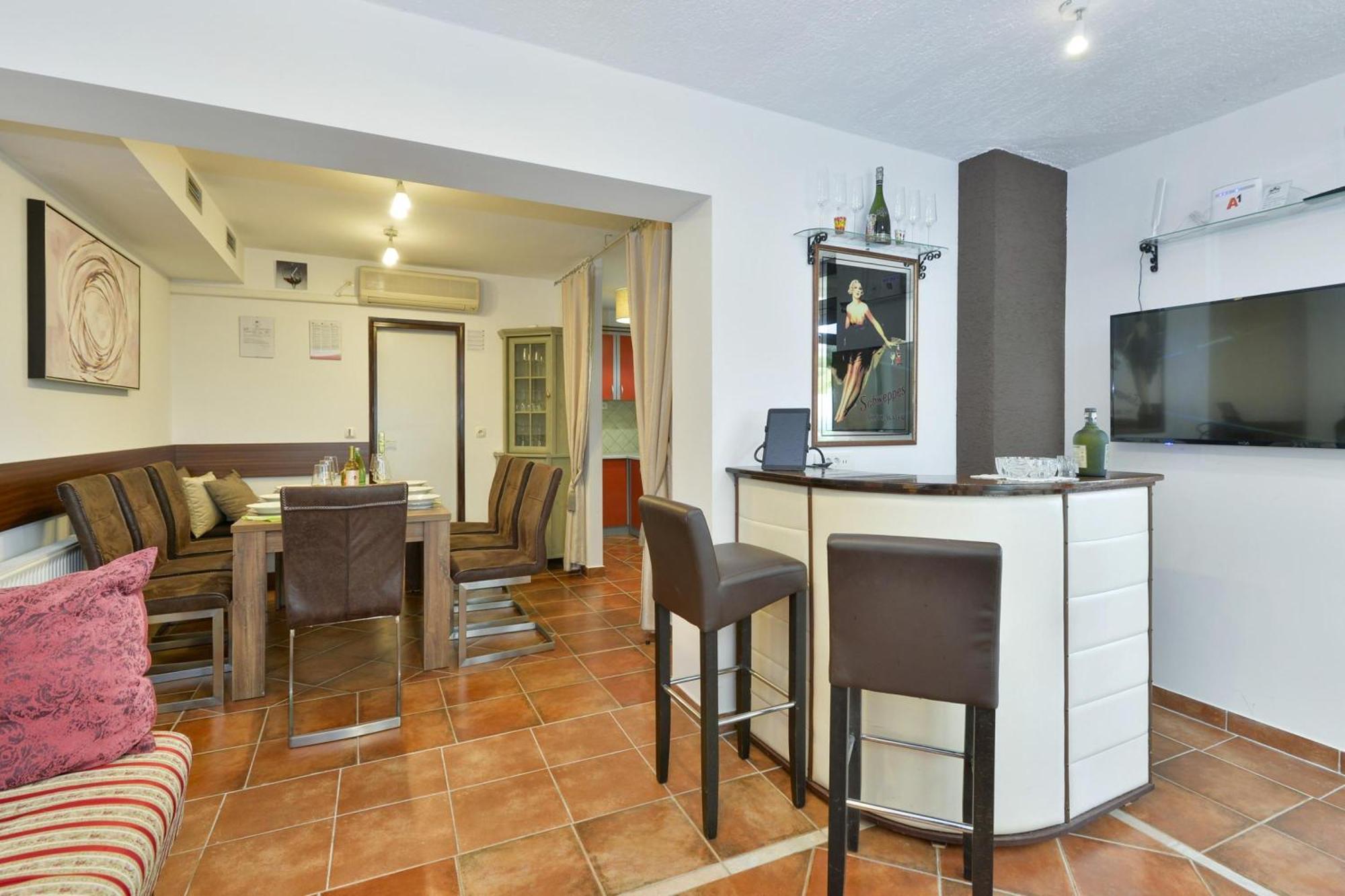 Jura'S Wellness House - Happy Rentals Biskupec Zelinski Extérieur photo