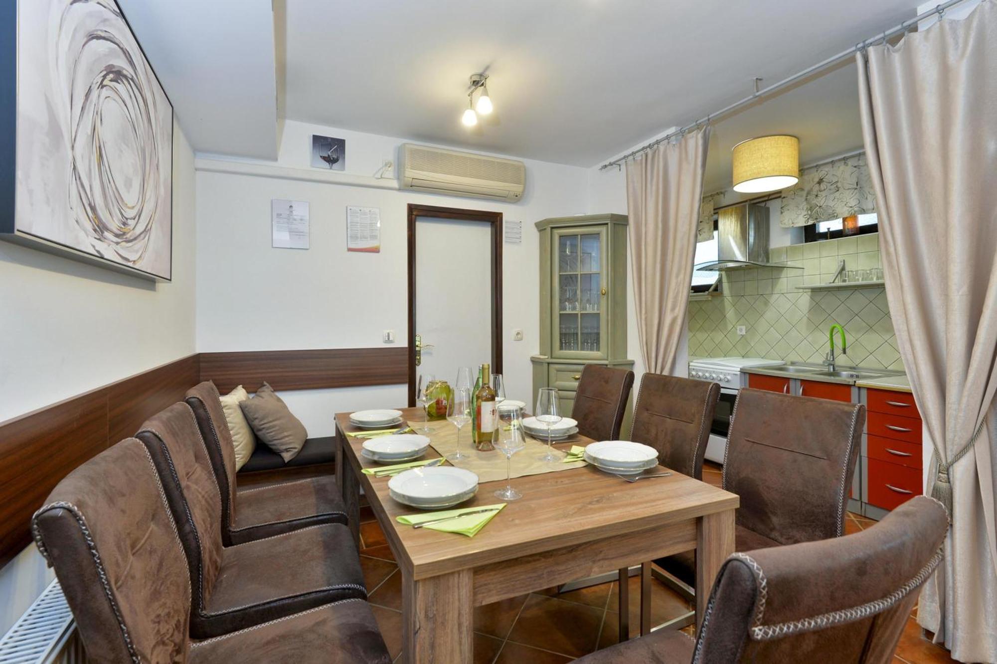 Jura'S Wellness House - Happy Rentals Biskupec Zelinski Extérieur photo